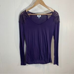 Old Navy Royal Purple V Neck Long sleeved Lace Shoulders Medium